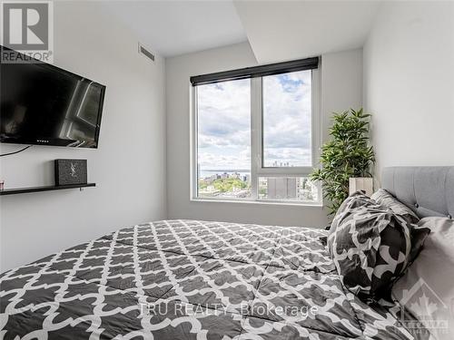 Lph12 - 270 Dufferin Street, Toronto (South Parkdale), ON - Indoor Photo Showing Bedroom