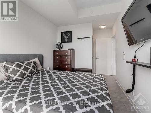 Lph12 - 270 Dufferin Street, Toronto (South Parkdale), ON - Indoor Photo Showing Bedroom