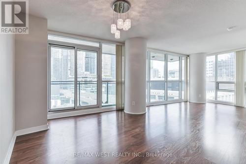 903 - 33 Bay Street, Toronto, ON - Indoor Photo Showing Other Room