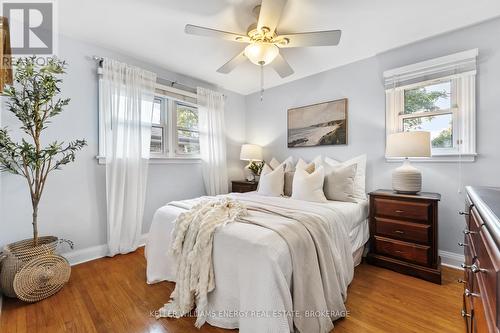 126 Eastmount Street, Oshawa (Eastdale), ON - Indoor Photo Showing Bedroom