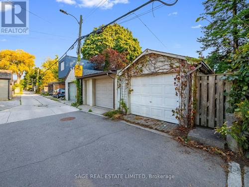 122 Langford Avenue, Toronto, ON - Outdoor