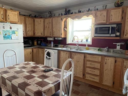 Cuisine - 145 Route 101, Nédélec, QC - Indoor Photo Showing Kitchen With Double Sink