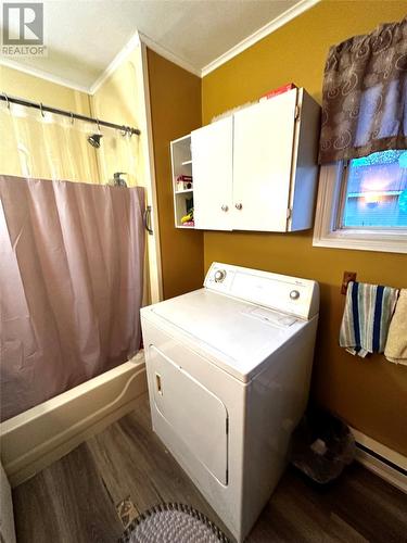 8 Tenth Avenue, Grand Falls-Windsor, NL - Indoor Photo Showing Laundry Room