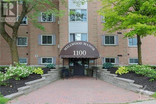 1100 Millwood Avenue Unit#309, Brockville, ON - Outdoor