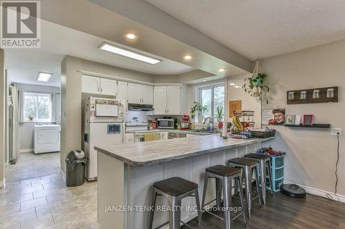 27 Union Street, Bayham (Vienna), ON - Indoor Photo Showing Kitchen