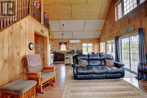 23-25 Tickle Lane, Main Brook, NL - Indoor Photo Showing Living Room