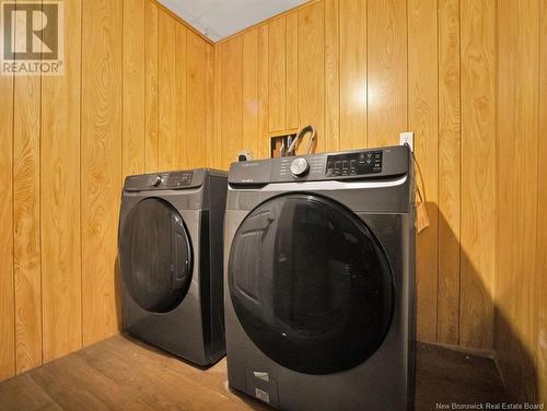 109 - 111 Hedgewood Drive, Moncton, NB - Indoor Photo Showing Laundry Room