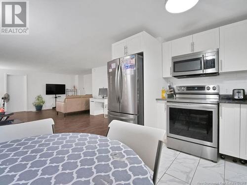 109 - 111 Hedgewood Drive, Moncton, NB - Indoor Photo Showing Kitchen