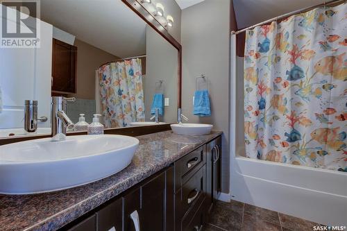 814 Rock Hill Lane, Martensville, SK - Indoor Photo Showing Bathroom