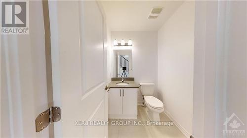 101 Rallidale Street, Ottawa, ON - Indoor Photo Showing Bathroom