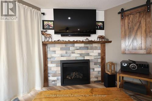 34486 Gore Road, South Huron (Stephen Twp), ON - Indoor Photo Showing Living Room With Fireplace