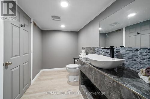 28 Catalina Drive, Quinte West, ON - Indoor Photo Showing Bathroom