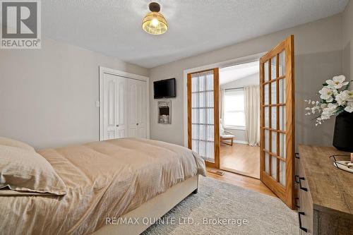 28 Catalina Drive, Quinte West, ON - Indoor Photo Showing Bedroom