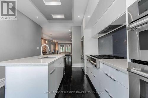 547 Dovercourt Road, Toronto, ON - Indoor Photo Showing Kitchen