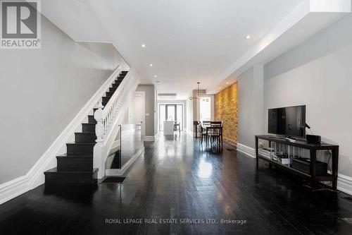 547 Dovercourt Road, Toronto, ON - Indoor