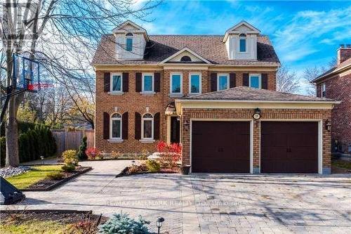 59 Oatlands Crescent, Richmond Hill, ON - Outdoor With Facade