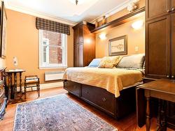 Master bedroom - 