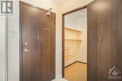 555 Brittany Drive Unit#313, Ottawa, ON - Indoor