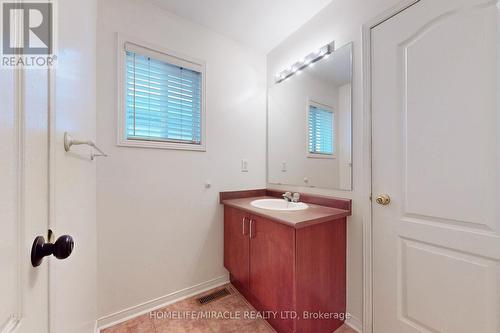 59 El Camino Way, Brampton, ON - Indoor Photo Showing Bathroom