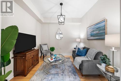 801 - 12 Rean Drive, Toronto, ON - Indoor Photo Showing Living Room