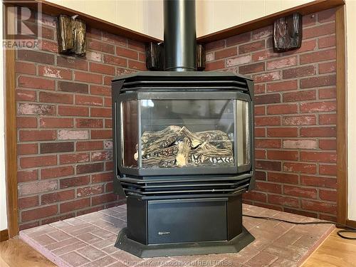 17 De Graeve Drive, Chatham, ON - Indoor Photo Showing Other Room With Fireplace