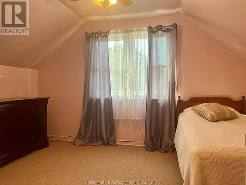 17 De Graeve Drive, Chatham, ON - Indoor Photo Showing Bedroom