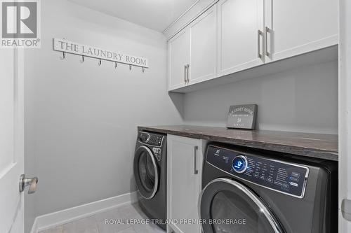 1630 Hillside Drive, London, ON - Indoor Photo Showing Laundry Room