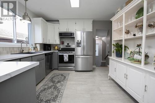 704 Third Lin E, Sault Ste. Marie, ON - Indoor Photo Showing Kitchen