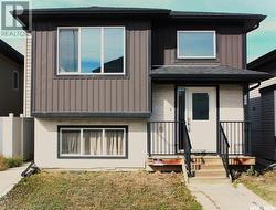 307 Bentley LANE  Saskatoon, SK S7L 6L4