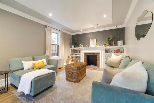 195 Ash Street, Winnipeg, MB - Indoor Photo Showing Living Room With Fireplace