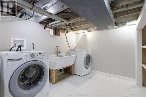 Laundry area in basement - 190 Lochiel Street S, Renfrew, ON - Indoor Photo Showing Laundry Room