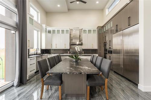 26 Prince Cove, East St Paul, MB - Indoor Photo Showing Dining Room