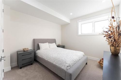 26 Prince Cove, East St Paul, MB - Indoor Photo Showing Bedroom