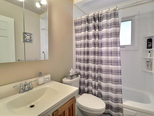 Salle de bains - 382 Av. Alex-Leclerc, Rouyn-Noranda, QC - Indoor Photo Showing Bathroom