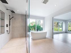 Ensuite bathroom - 