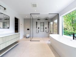 Ensuite bathroom - 