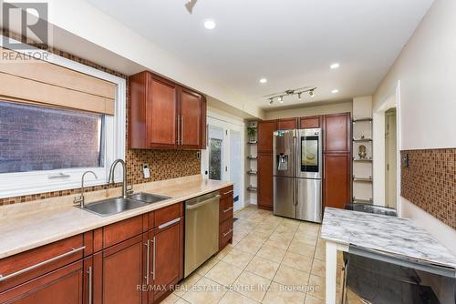 98 Church Street E, Brampton, ON - Indoor Photo Showing Kitchen With Double Sink