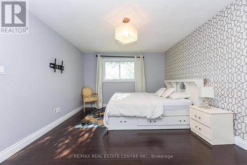 98 Church Street E, Brampton, ON - Indoor Photo Showing Bedroom