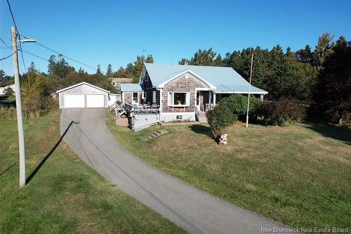 17 Old Airport Rd, Grand Manan, NB 