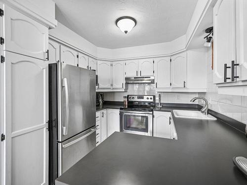 Cuisine - 703 Rue Maher, Clarenceville, QC - Indoor Photo Showing Kitchen