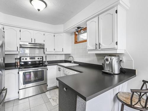 Cuisine - 703 Rue Maher, Clarenceville, QC - Indoor Photo Showing Kitchen