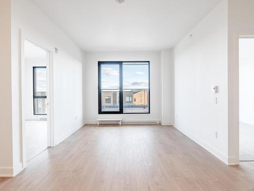 Living room - 314-2355 Rue Des Équinoxes, Montréal (Saint-Laurent), QC - Indoor Photo Showing Other Room