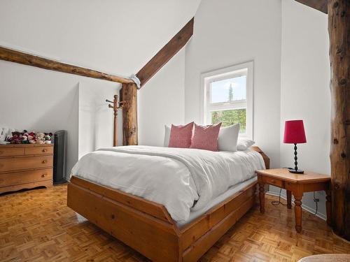 Salle familiale - 312  - 314 Ch. Duplessis, Lac-Supérieur, QC - Indoor Photo Showing Bedroom