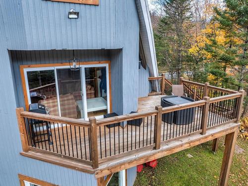 Terrasse - 312  - 314 Ch. Duplessis, Lac-Supérieur, QC - Outdoor With Deck Patio Veranda With Exterior