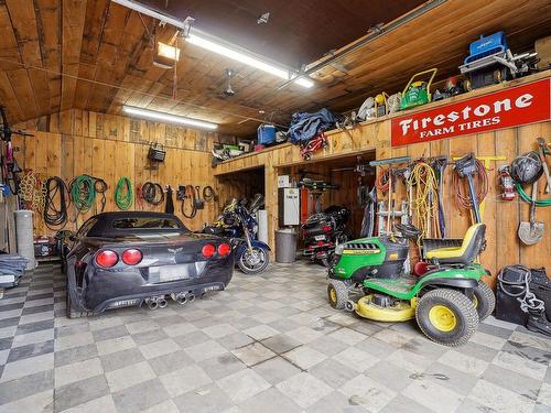 Garage - 1218 Rue Nancy, Saint-Jérôme, QC - Indoor Photo Showing Garage