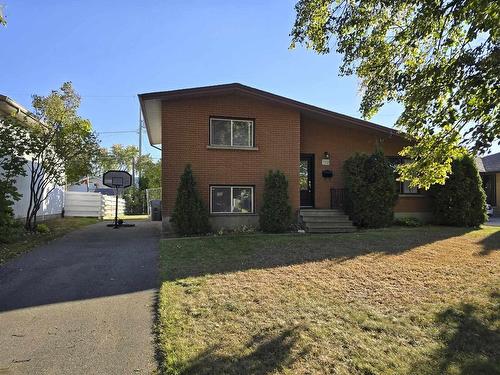 522 Thorndale Crescent, Thunder Bay, ON - Outdoor