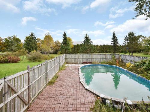 Piscine - 105 Route St-Denys-Garneau, Sainte-Catherine-De-La-Jacques-Cartier, QC - Outdoor With Backyard