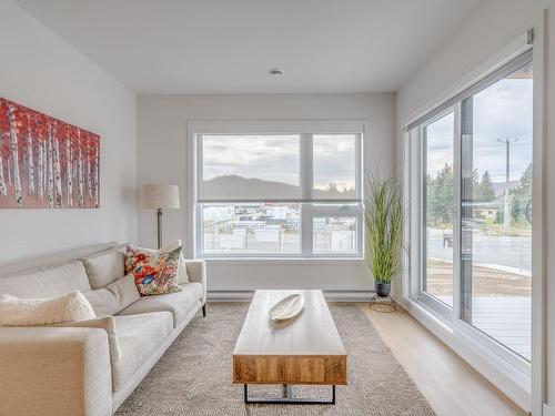 Salon - 6-570 Rue Du Ruisseau, Mont-Tremblant, QC - Indoor Photo Showing Living Room