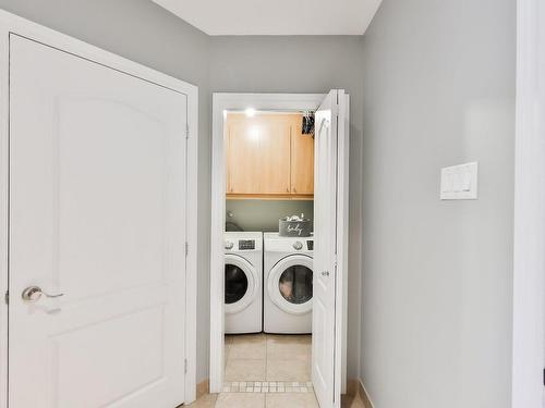 Salle de lavage - 1020 Rue Côté, Saint-Jérôme, QC - Indoor Photo Showing Laundry Room