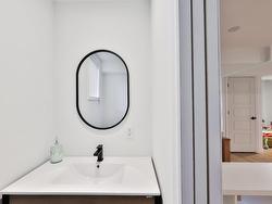 Powder room - 